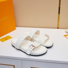 Louis Vuitton Slippers